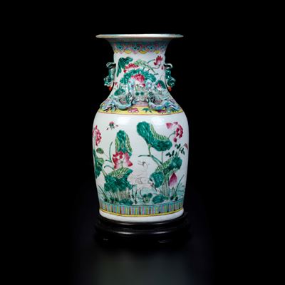 Vaso in Porcellana. Cina
