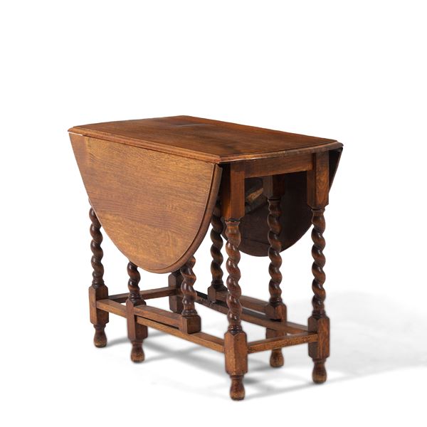 Tavolino a bandelle in rovere. Inghilterra, XIX secolo