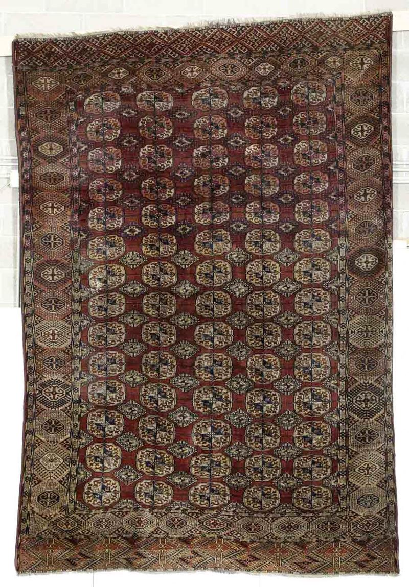 Tappeto Turkmeno, inizio XX secolo  - Auction Carpets - Cambi Casa d'Aste