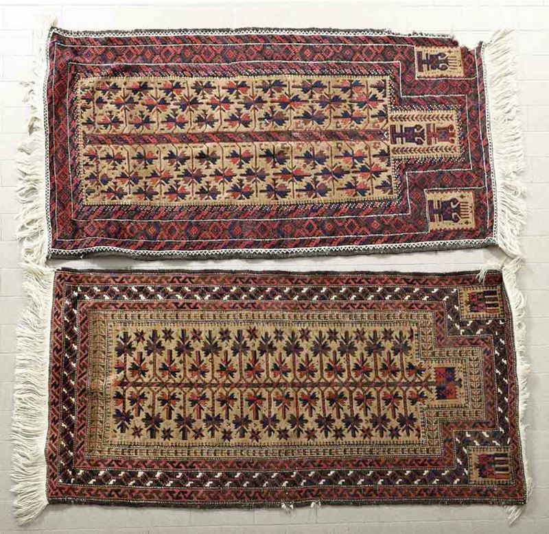 Lotto di due tappeti Baluch, inizio XX secolo  - Auction Carpets - Cambi Casa d'Aste