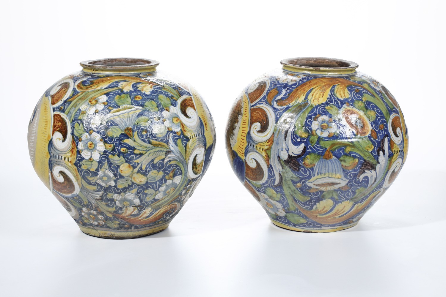 Coppia di Vasi Globularivenezia, Bottega di Mastro Domenego, Seconda Metà del XVI Secolo