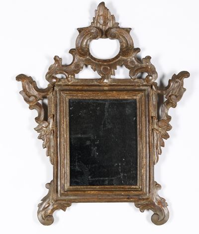 Specchiera con Cornice in Legno Intagliato. XVII-XVIII Secolo