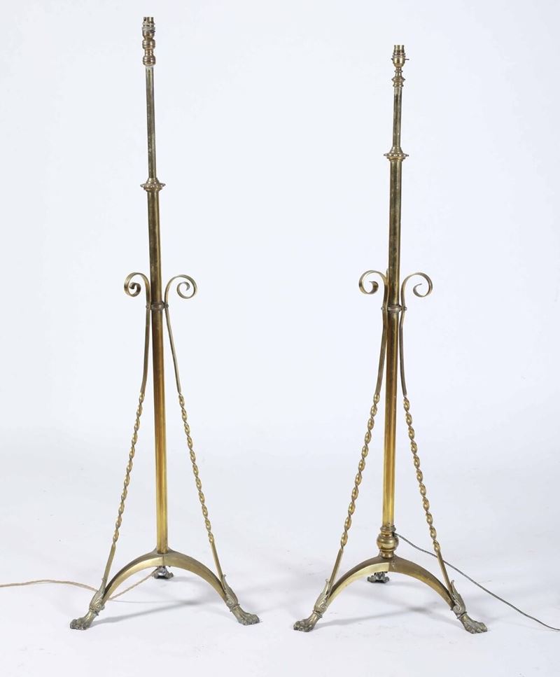 Due torcere da terra in bronzo  - Auction Antique - Cambi Casa d'Aste