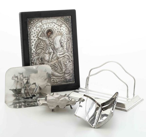 Lotto misto di oggetti in argento. Varie manifatture italiane del XX secolo