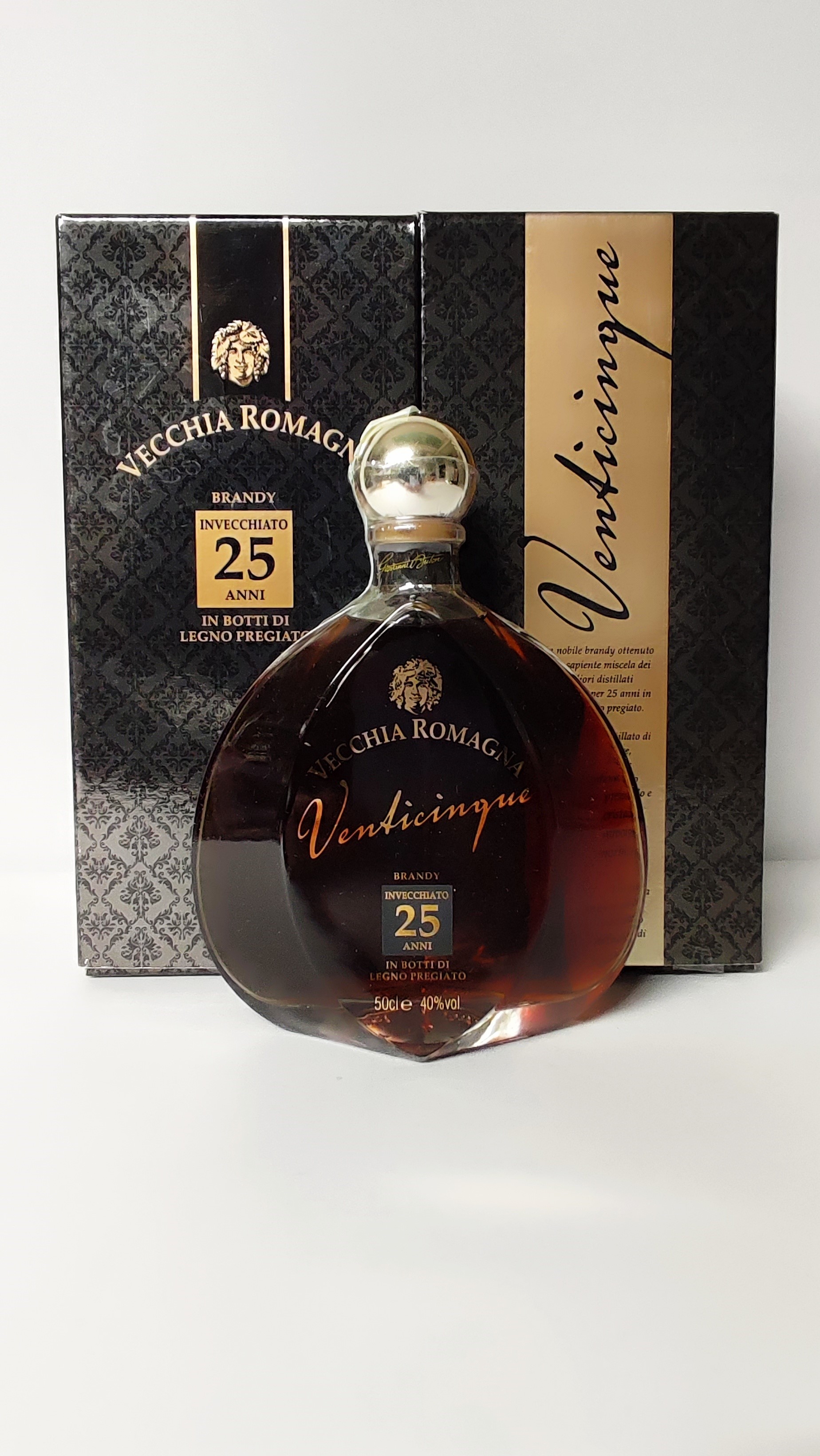 Buton Vecchia Romagna 25 Years, Brandy