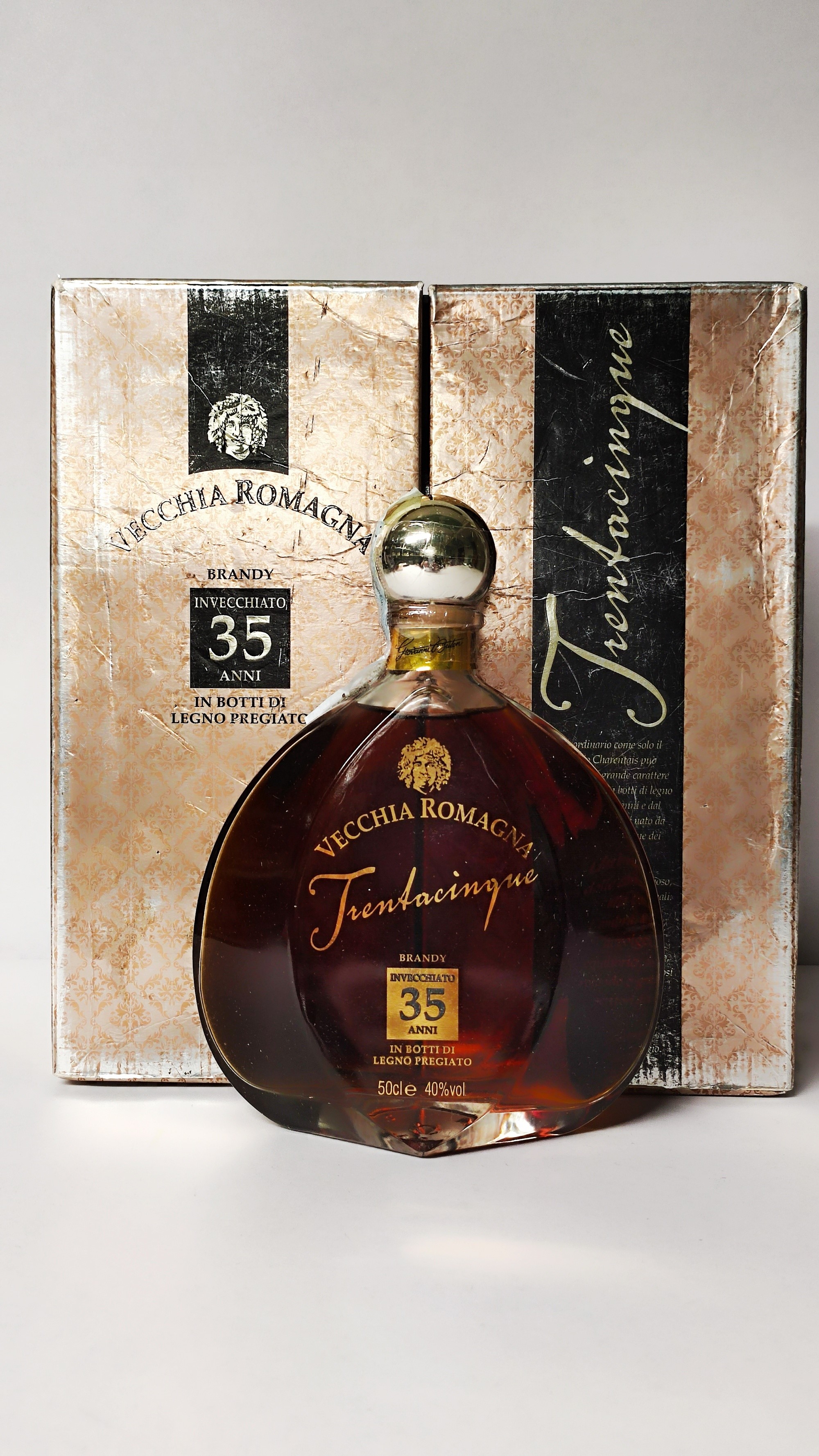 Buton Vecchia Romagna 35 Years, Brandy