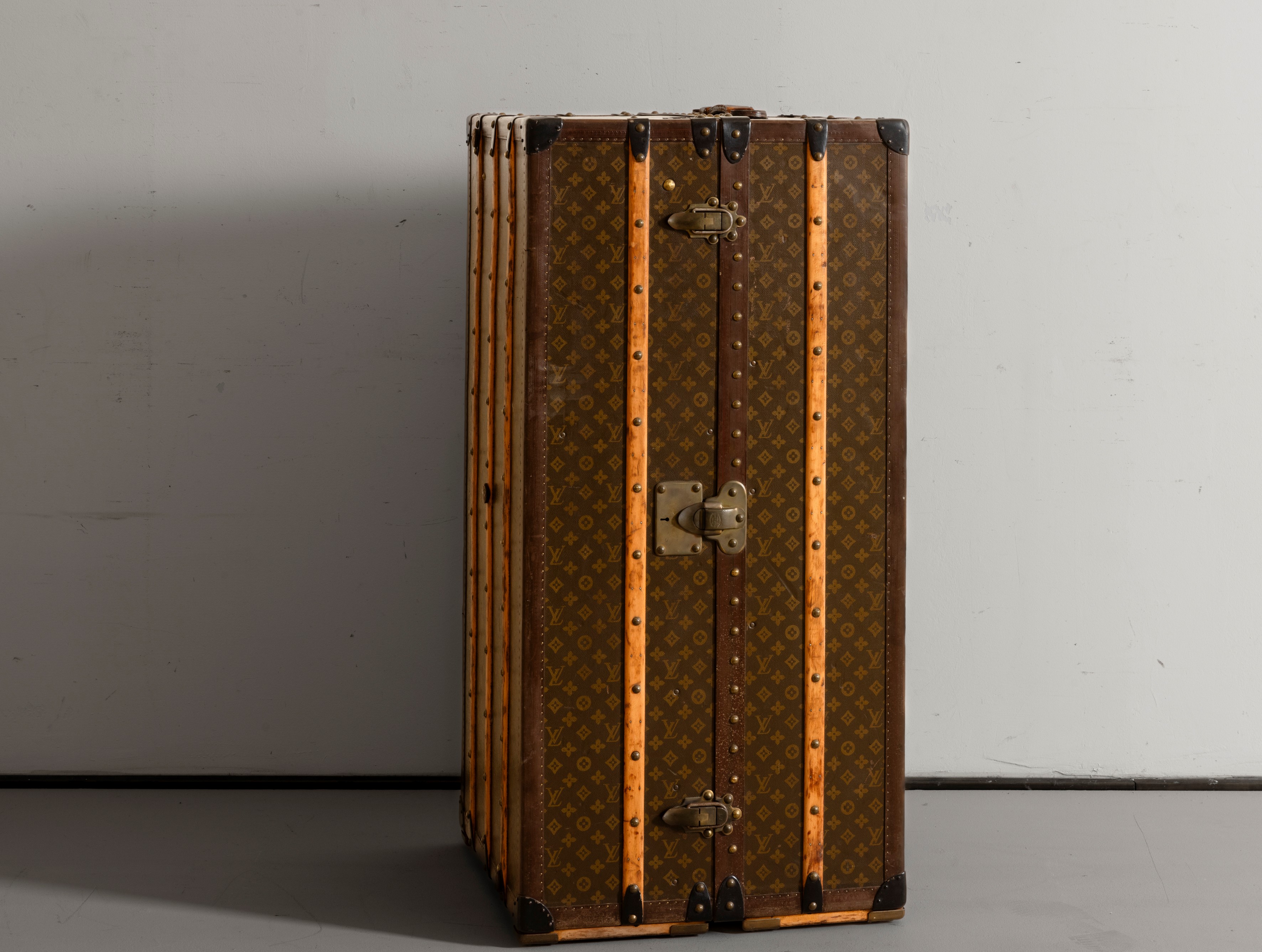 Louis Vuitton Canvas Monogram, Modello Verticale 'delux', Completo in Ogni Parte, Valigetta, Gruc...