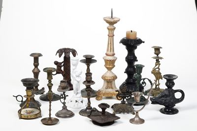 Lotto di Candelieri in Ottone e Legno