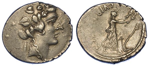 VIBIA. C. Vibius C. f. C. Pansa Caetronianus, 48 a.C. Denario.