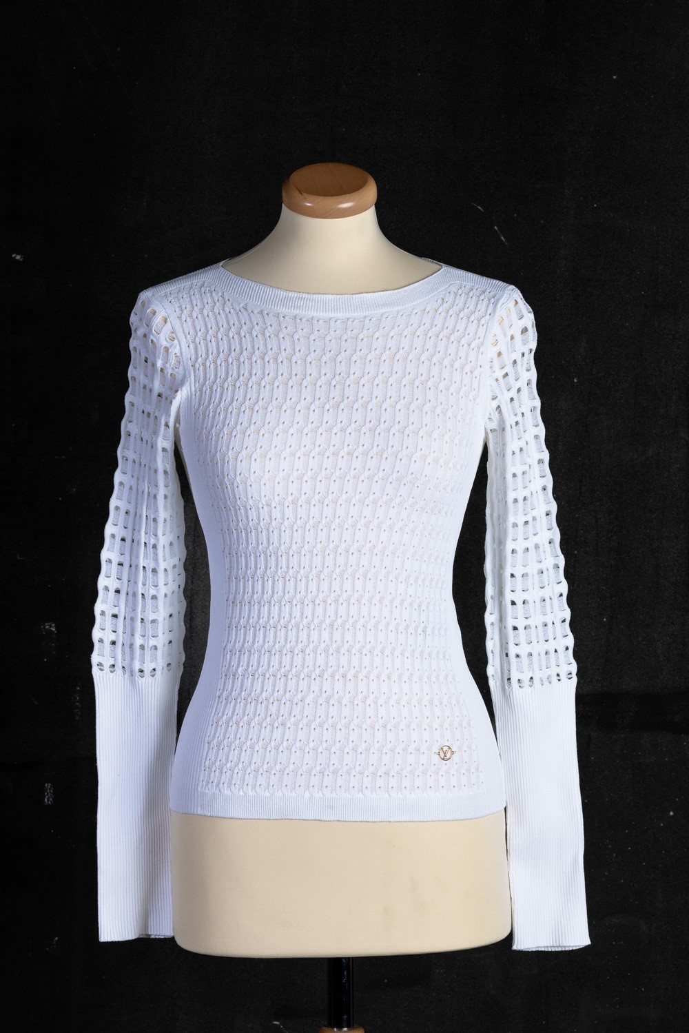Louis Vuitton Lotto di 4 Capi: Maglioncino Bianco a Mezza Manica- Codice Identificativo N. Rw182w...