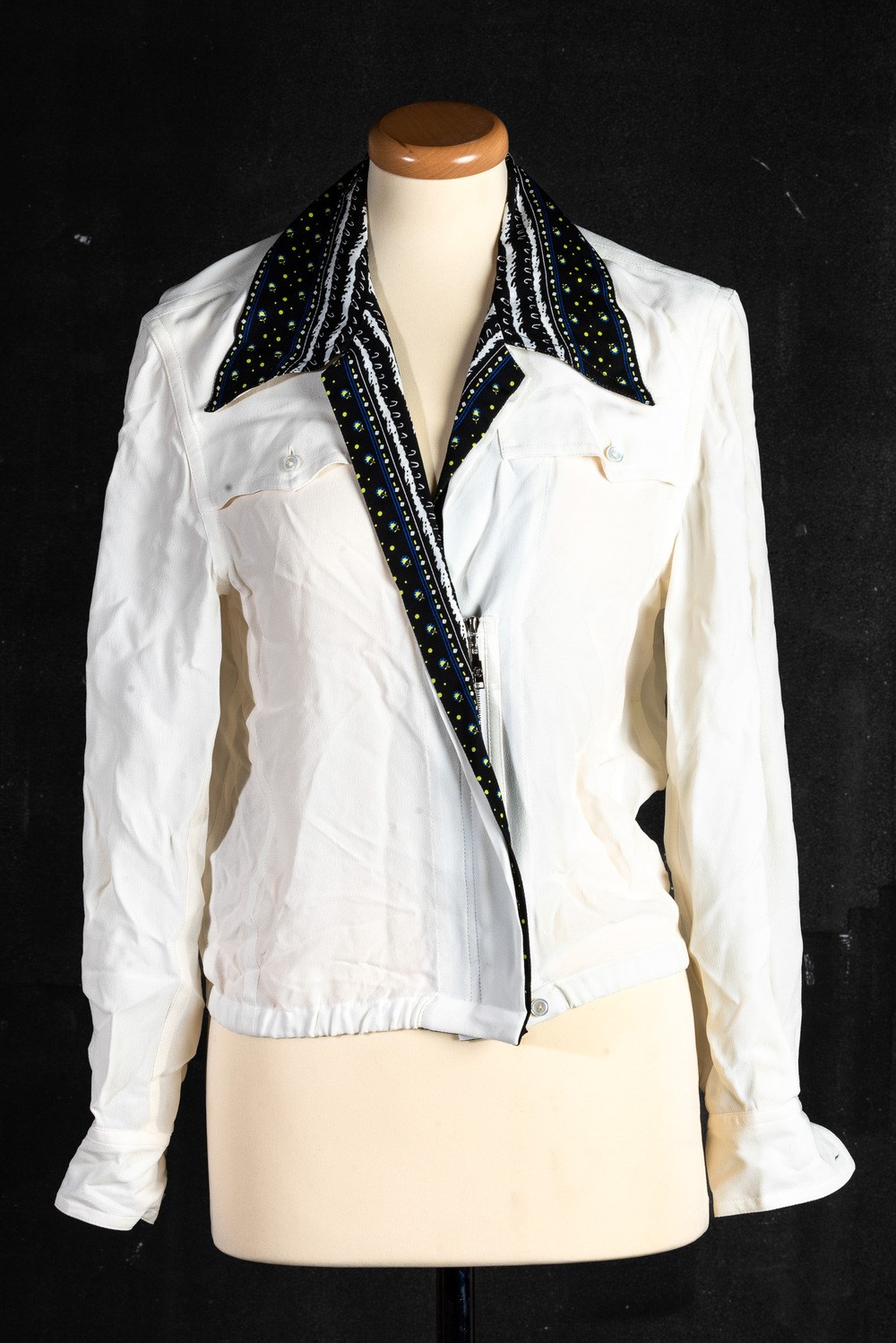 Louis Vuitton Lotto di 3 Capi: Maglioncino in Cotone Codice Identificativo N. Rw181a Fwi Fekl89 T...