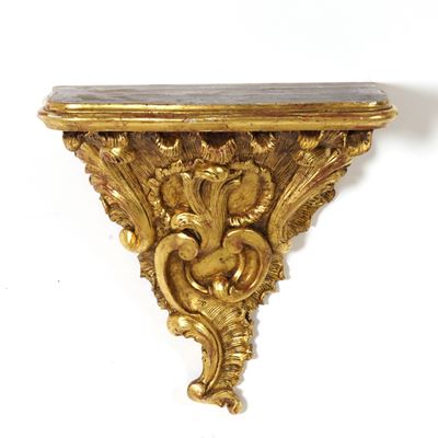 Mensola in Legno Intagliato e Dorato. XX Secolo