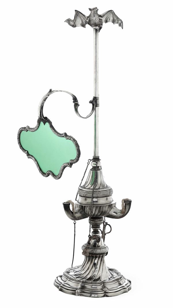 Lucerna. Genova, XVII-XVIII secolo. Corpo con marchio della "Torretta" per l'anno ... e ventola con marchio della "Torretta" per l'anno (17)96