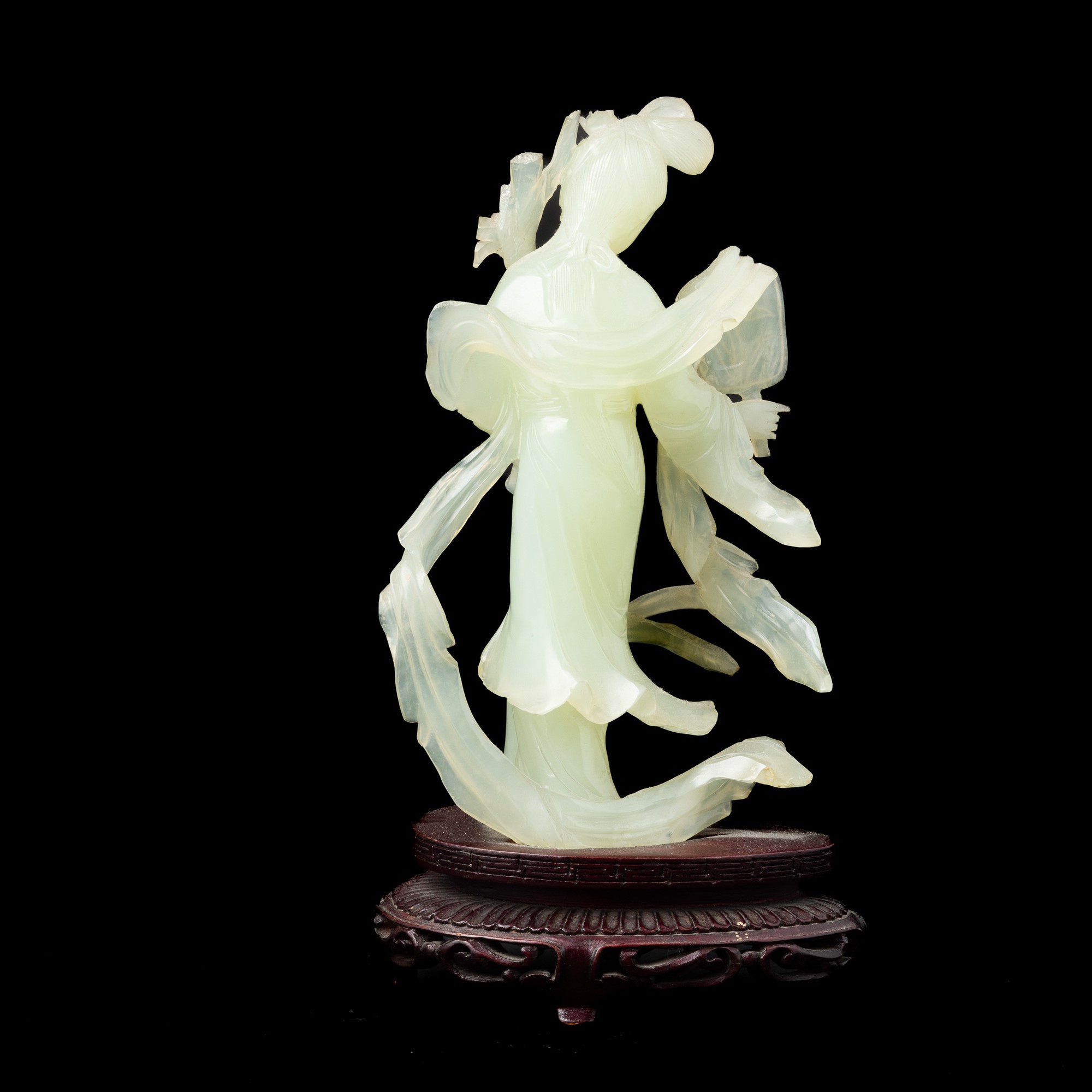 Figura di Fanciulla in Giada, Cina, Dinastia Qing (1644-1912)