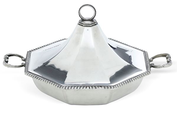 Legumiera. Argenteria italiana del XX secolo, argentiere Ditta Serra, Roma