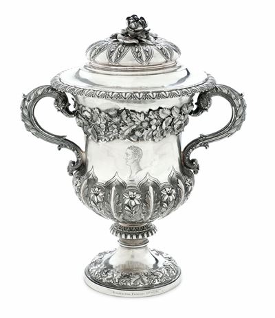 Edward Barnard, Coppa in argento, Londra (circa 1830) con busto virile e iscrizione