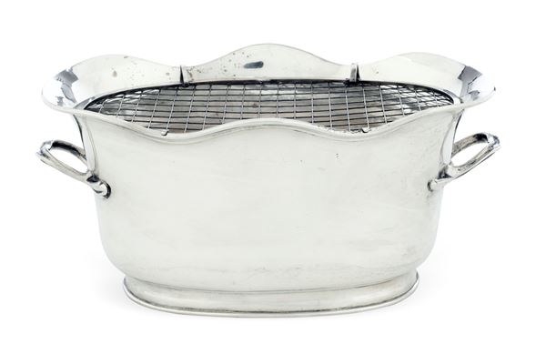 Fioriera centrotavola. Argenteria artistica milanese del XX secolo. Argentiere Giovanni Verpelli