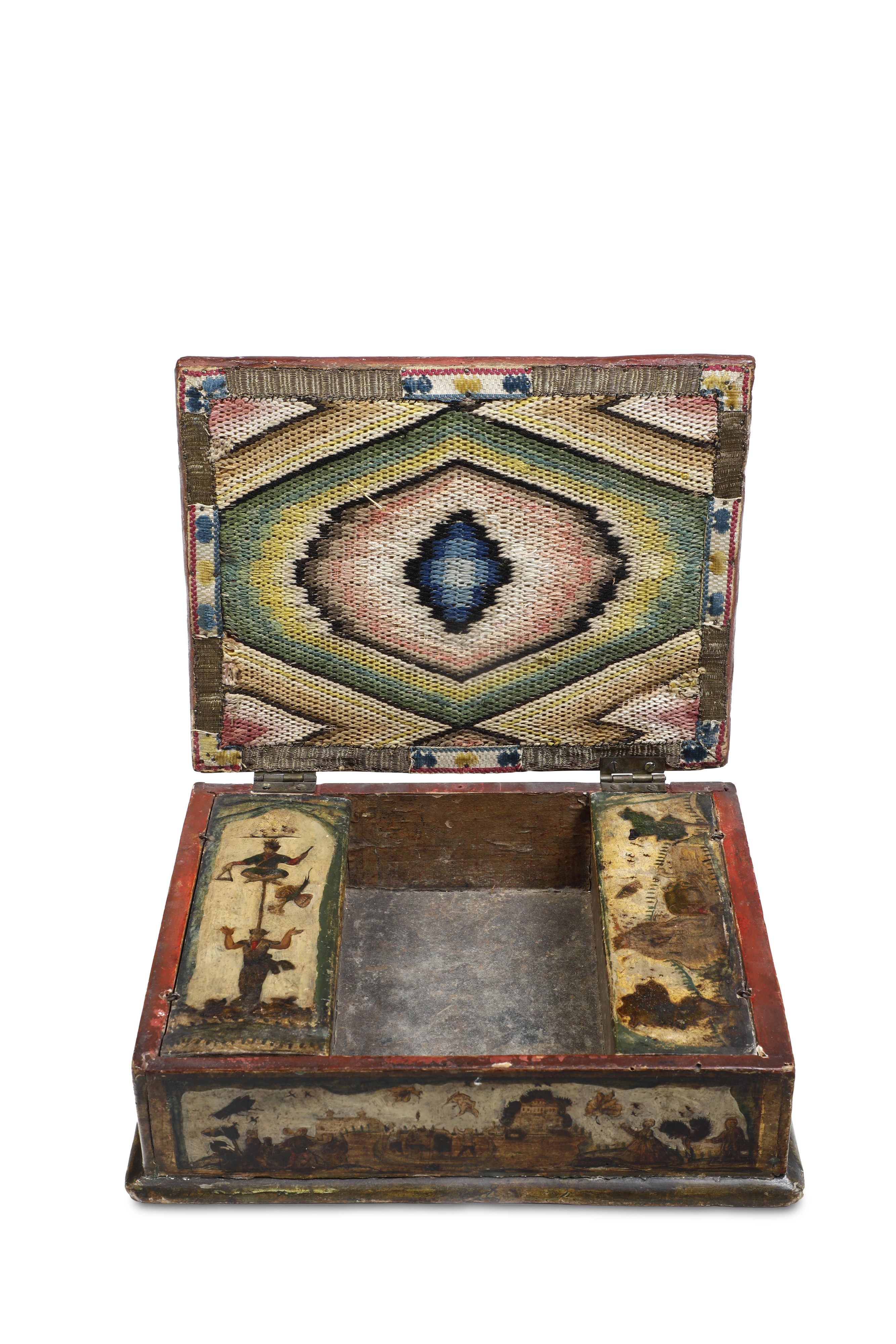 Scatola in Legno Laccato e Decorato Ad Arte Povera. Veneto, XVIII Secolo