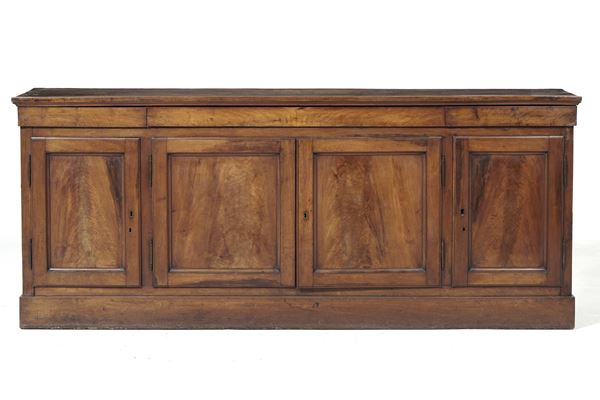 Credenza a quattro ante. XIX secolo
