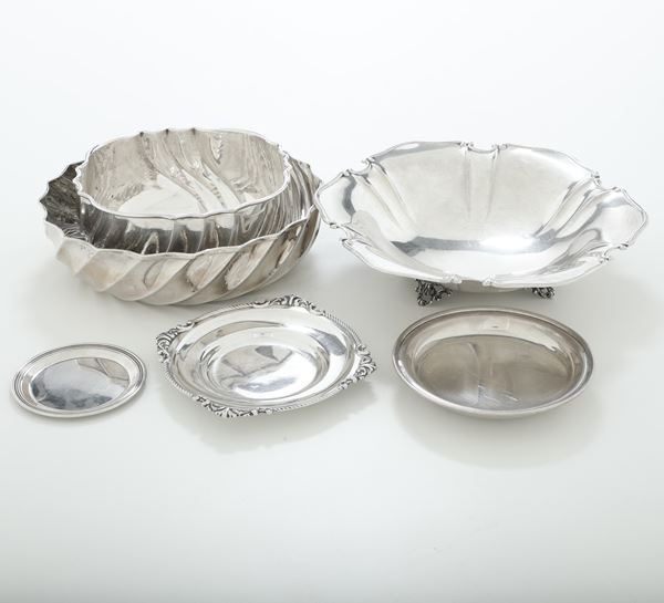 Lotto di oggetti in argento. Argenteria italiana del XX secolo