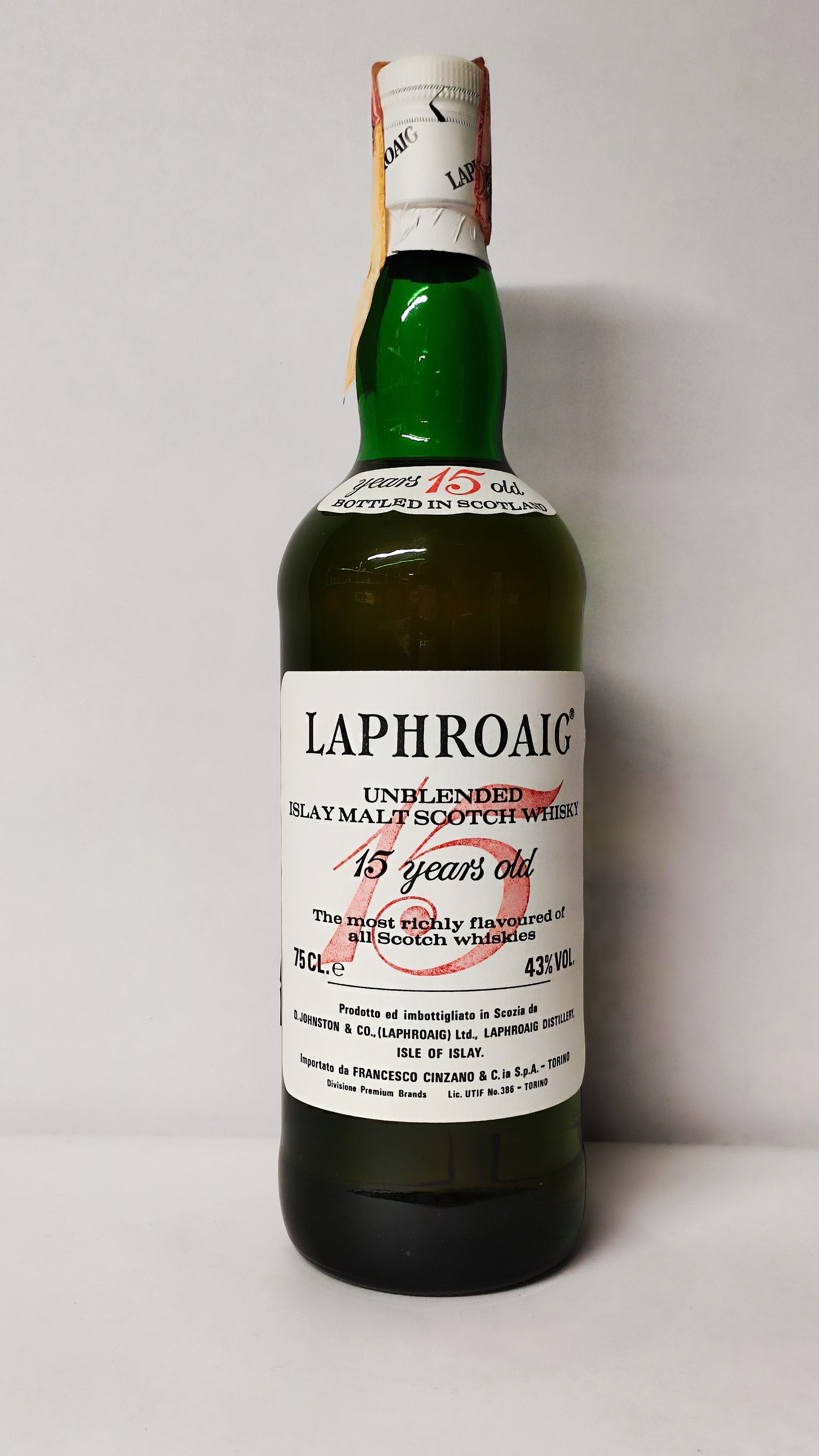 Laphroaig 15 Years Old, Unblended Malt Whisky