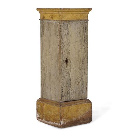 Comodino a Colonna in Legno Laccato