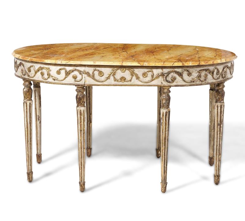 Tavolo in legno laccato e dorato, XVIII-XIX secolo  - Auction Antique - Cambi Casa d'Aste