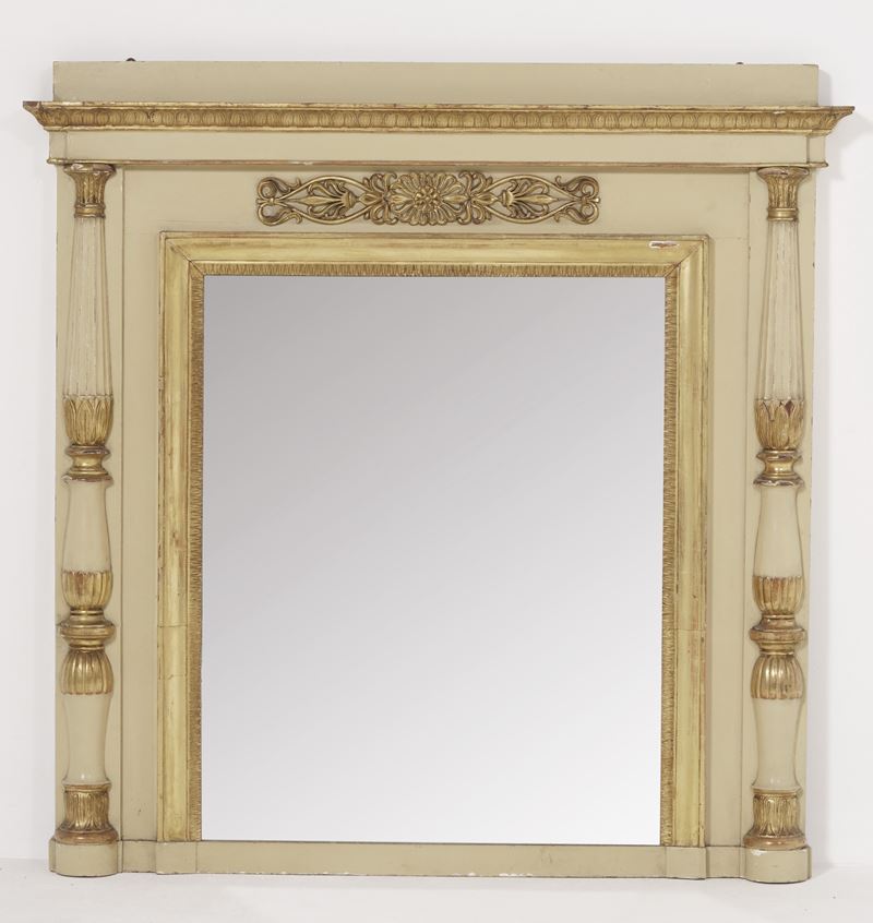 Specchiera neoclassica in legno laccato e dorato  - Asta Antiquariato - Cambi Casa d'Aste