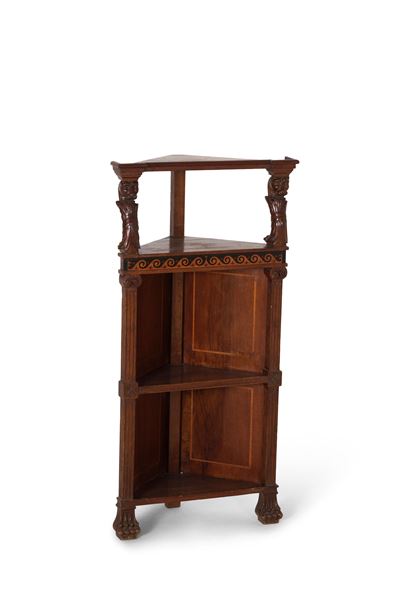 Angoliera in Legno Intarsiato e Filettato. XIX Secolo