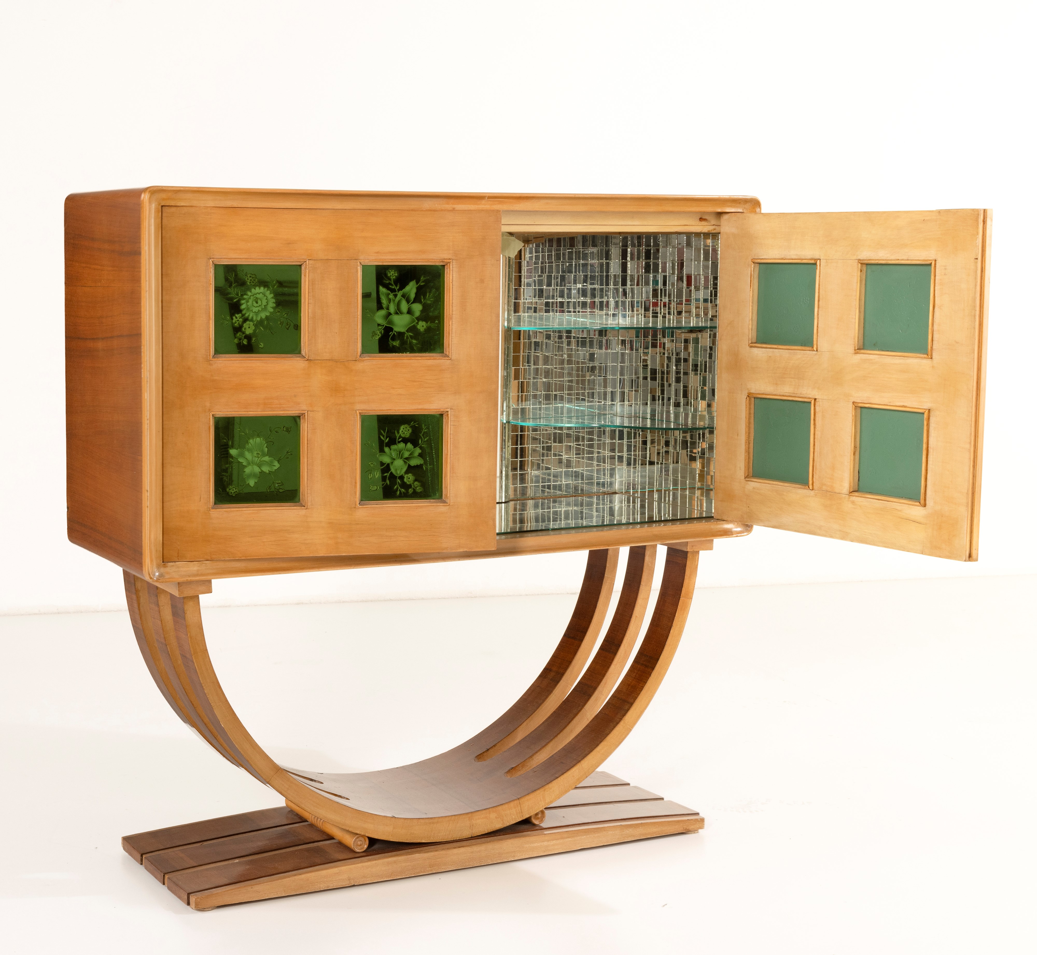 Paolo Buffa - Mobile Bar