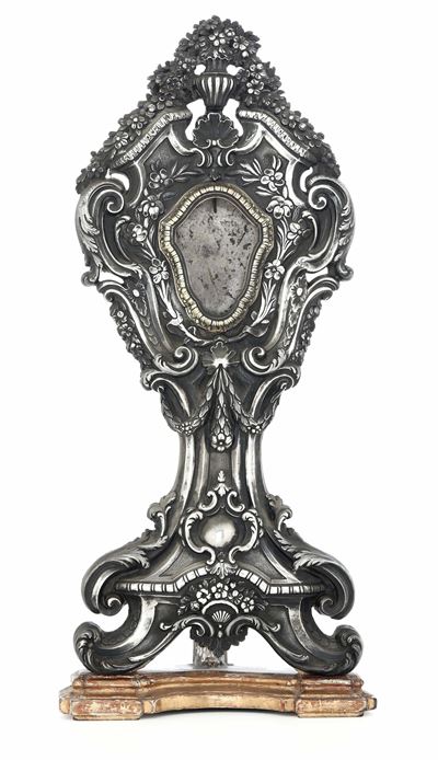 Reliquiario, Argento fuso e sbalzato con legno dorato. Genova, marchio “Torretta” (1778)
