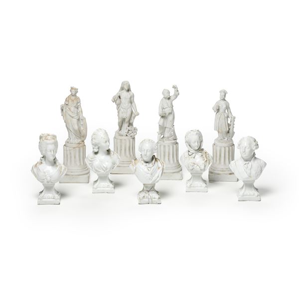 Diverse figurine e un orologio, XX secolo.