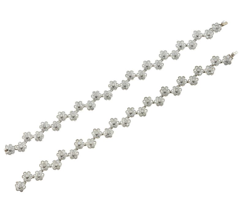 Two diamond and gold bracelets  - Auction Vintage Jewellery - Cambi Casa d'Aste