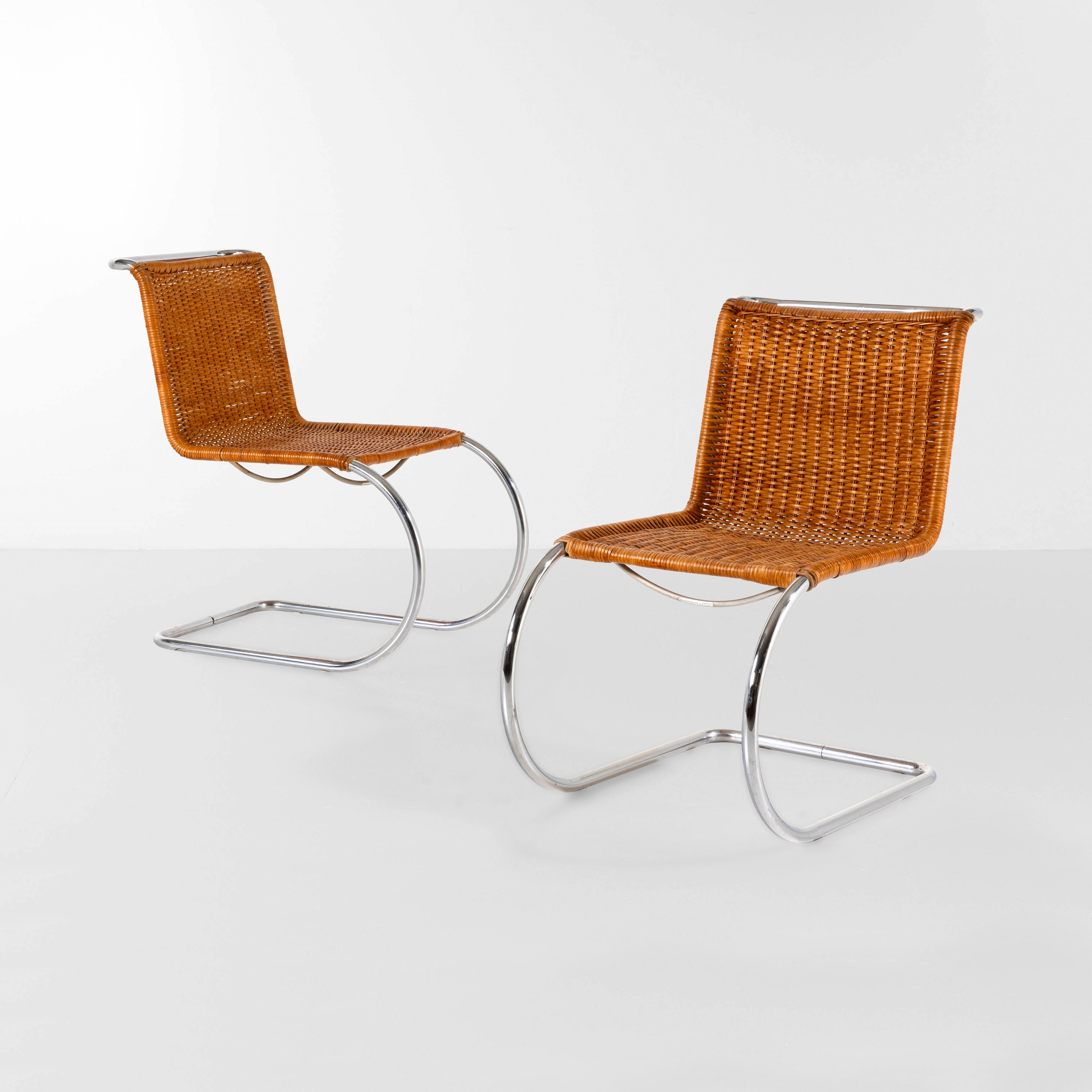 Ludwig Mies Van Der Rohe - Due Sedie Mod. S533l
