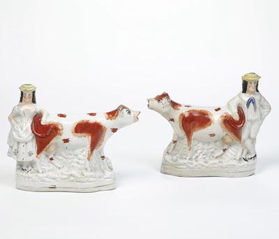 Coppia di "cow Creamer". Inghilterra Staffordshire, Periodo Vittoriano, XIX Secolo.