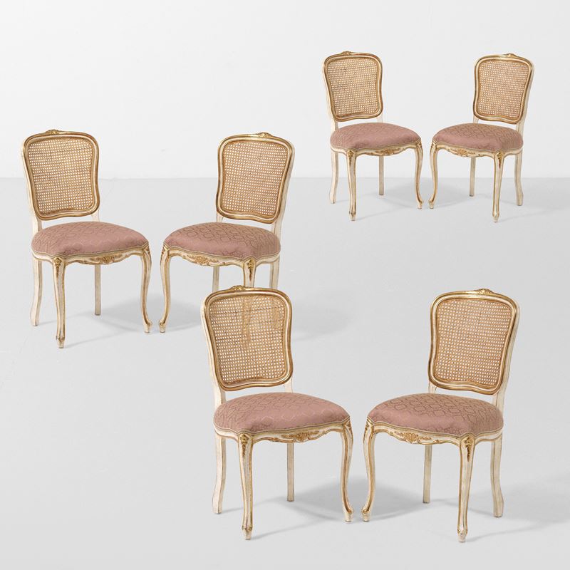 6 sedie modello Vienna in legno intagliato e dipinto con spalliera in paglia  - Asta Palazzo Pugliese: Decori in stile antico - Cambi Casa d'Aste