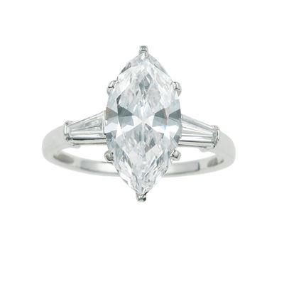 Bulgari, Anello in platino con diamante taglio a marquise ct 2,35 (colore D; caratteristiche inte...