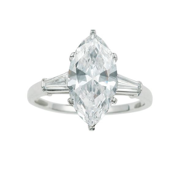 Bulgari. Anello con diamante taglio a marquise di ct 2.35, colore D, caratteristiche interne VS2, fluorescenza  [..]