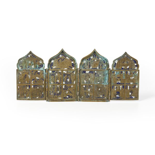 Icona da viaggio in bronzo raffigurante scene del Vangelo e scene della tradizione cristiana. Russia XIX-XX secolo
