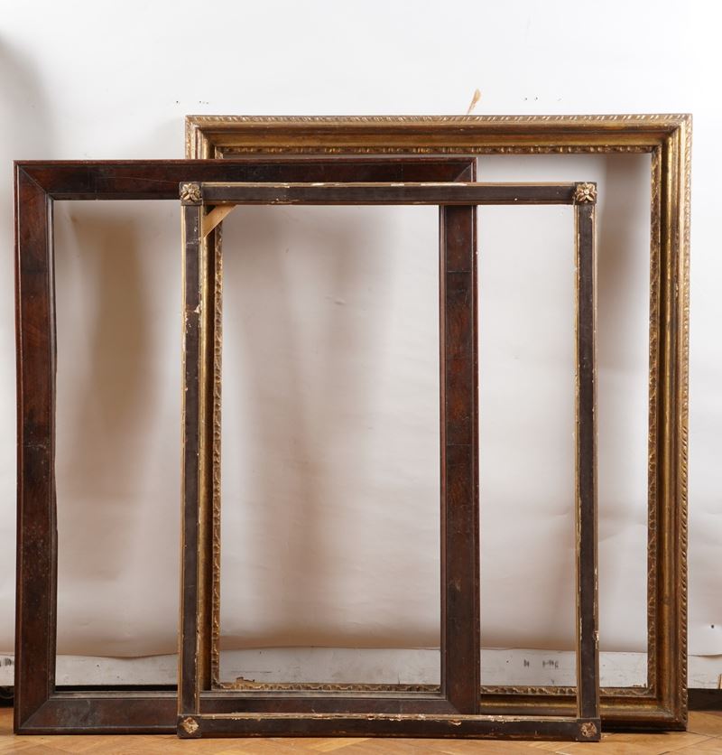 Lotto composto da quattro cornici di diversa epoca, dimensione e fattura  - Auction Antique Frames - Cambi Casa d'Aste