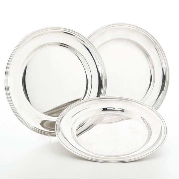 Tre piatti. Argenteria veneta del XX secolo, argentiere Rino Greggio, Padova