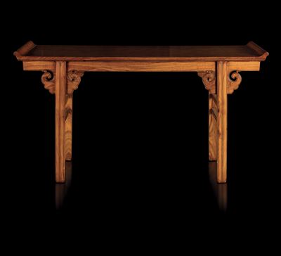 Altare in Legno di Huali con Decori a Traforo, Cina, Dinastia Qing, XIX Secolo