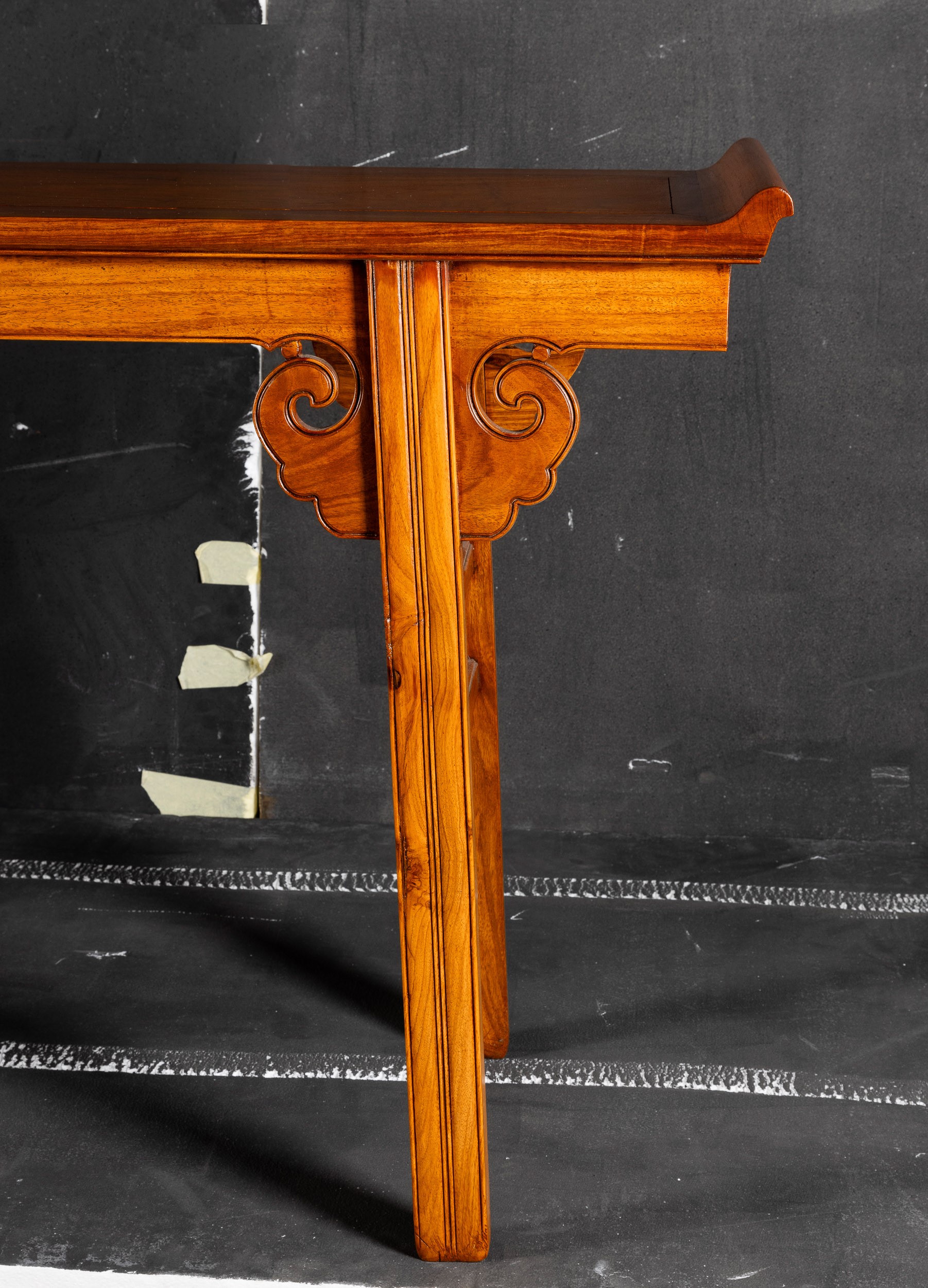 Altare in Legno di Huali con Decori a Traforo, Cina, Dinastia Qing, XIX Secolo