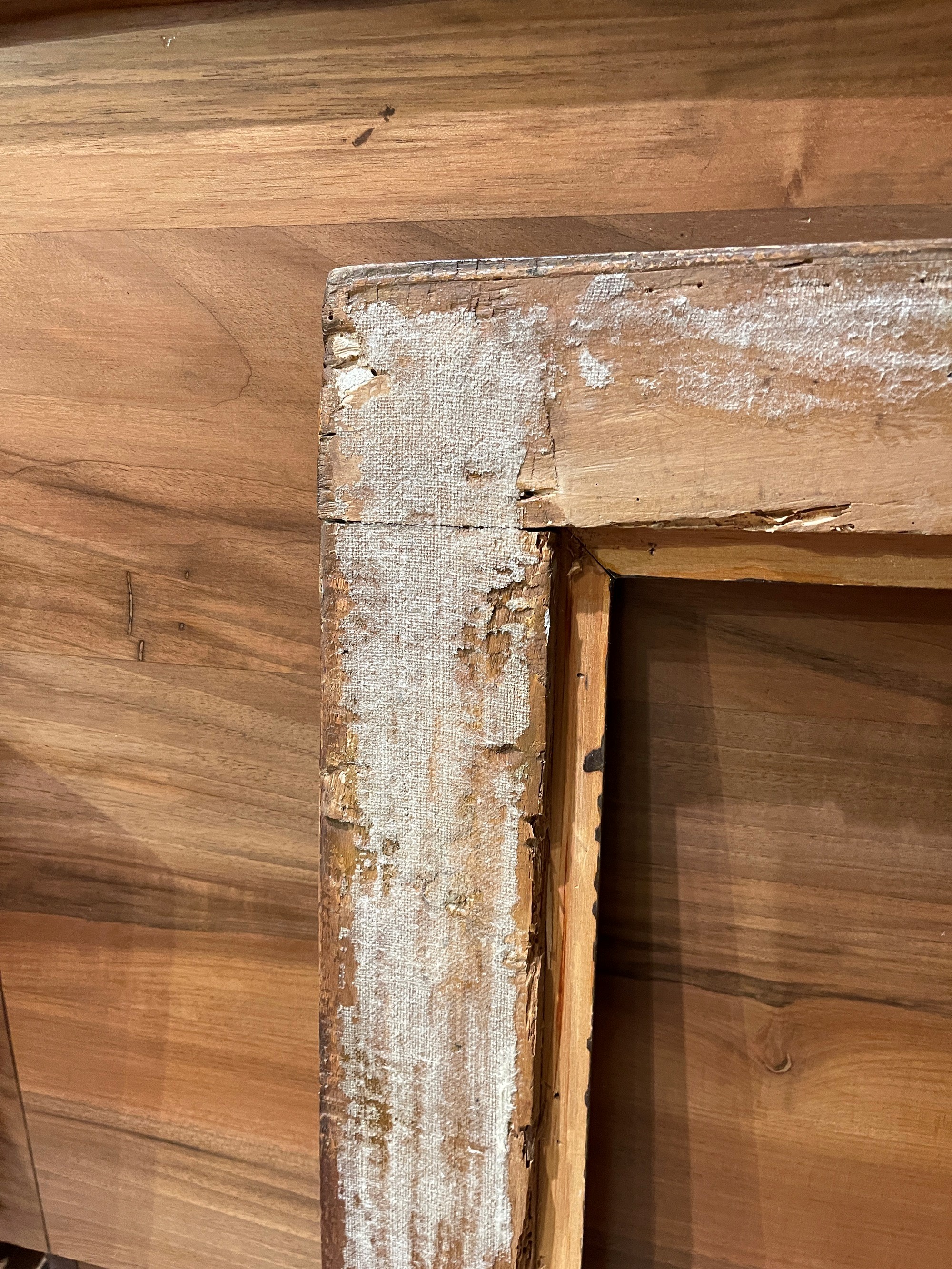 Cornice a Cassetta in Legno Dipinto. Italia Centrale XVII Secolo