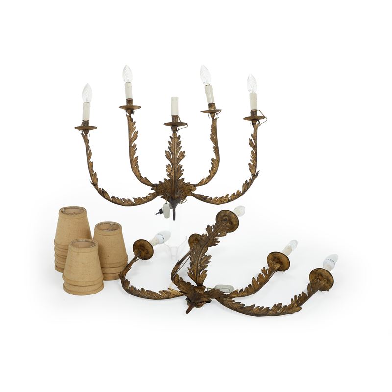 Coppia di appliques in ottone dorato a cinque luci  - Asta Antiquariato - Cambi Casa d'Aste