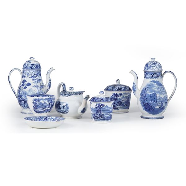 Sette diverse stoviglie. Inghilterra, Manifattura di Wedgwood, XIX secolo.