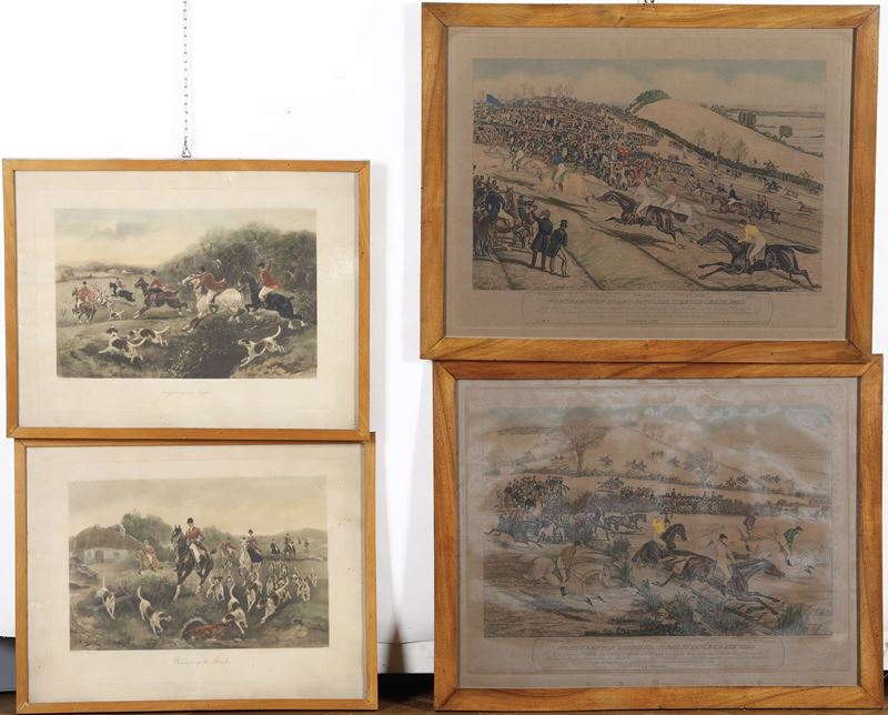 H. Fleury Due stampe a colori con scene di caccia alla volpe, dimensioni cm 46,5x51,5 Due stampe a colori di altro autore relative al Northampton National Steeple Chase 1840, dimensioni cm 55,5x72  - Auction Prints - Cambi Casa d'Aste