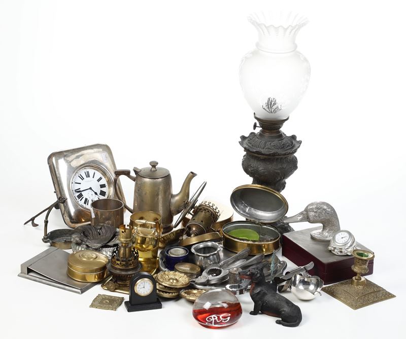 Lotto di oggetti in ottone e metallo  - Auction Antique - Cambi Casa d'Aste