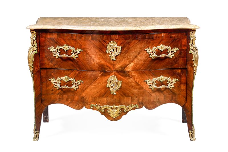 Cassettone Luigi XV. Francia o Genova, XVIII secolo  - Asta Dimore Italiane - Cambi Casa d'Aste
