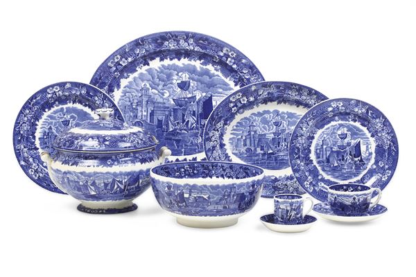 Servizio da tavola "Ferrara". Inghilterra, Wedgwood, XX secolo.